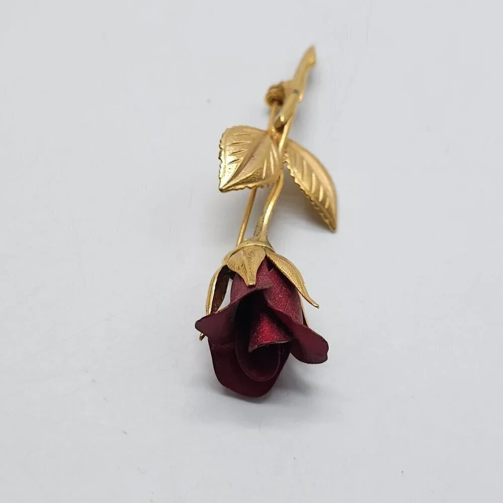 Vintage Giovanni Signed Red Rose Gold Tone Brooch 3 Inches